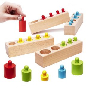   Színes Montessori Fahengersúlyok 4db (Zöld, Sárga, Piros, Kék)