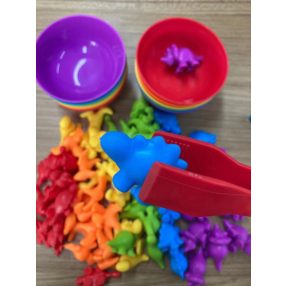   Montessori Oktató Dino, Amelyek Számolni Tanulnak Montessori 36el.